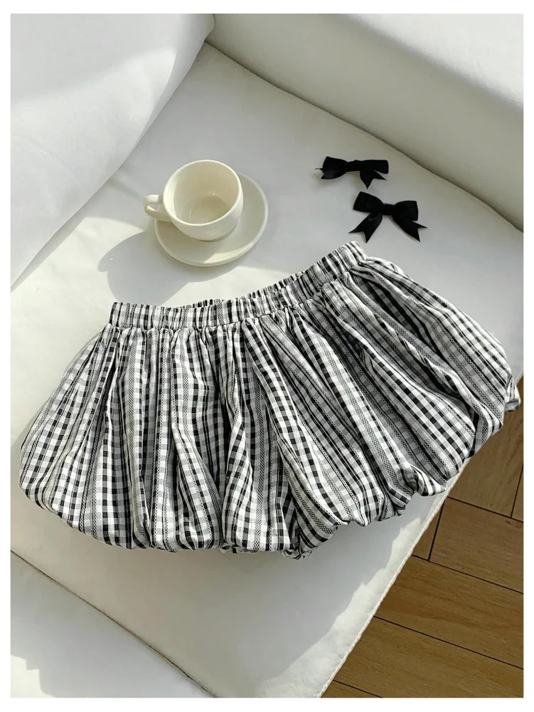 MAKEMECHIC Ruffle Micro Mini Shorts, view 3