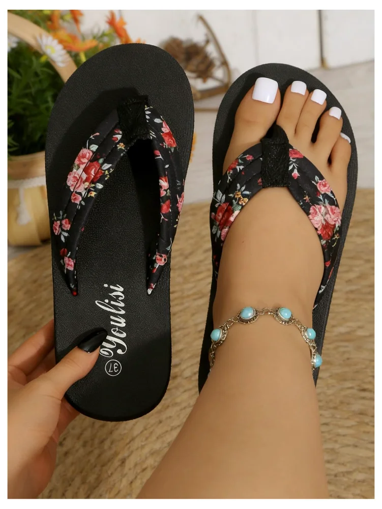 MAKEMECHIC Floral Flip Flops Sandals, view 2