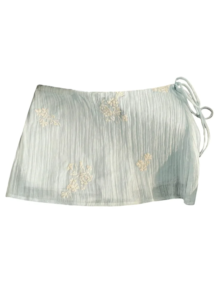 MAKEMECHIC Pleated Low Rise Floral Mini Skirt