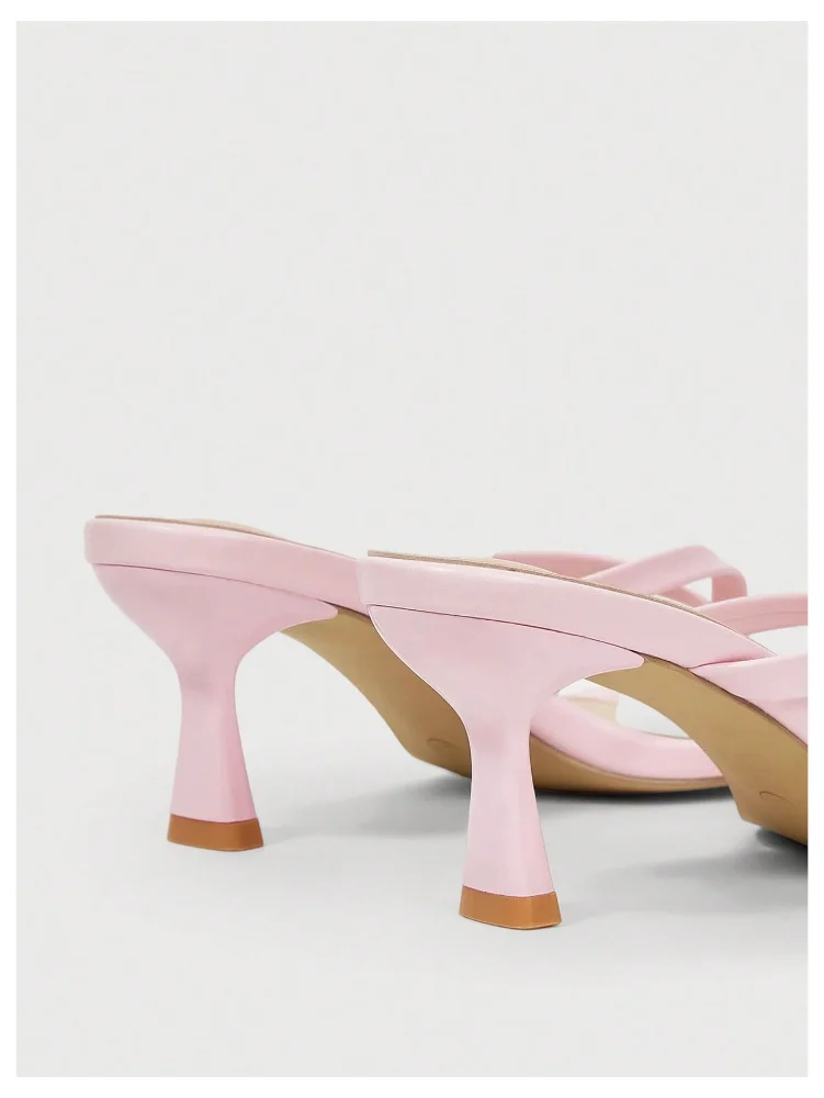 MAKEMECHIC Kitten Leather Thong Sandals, view 3
