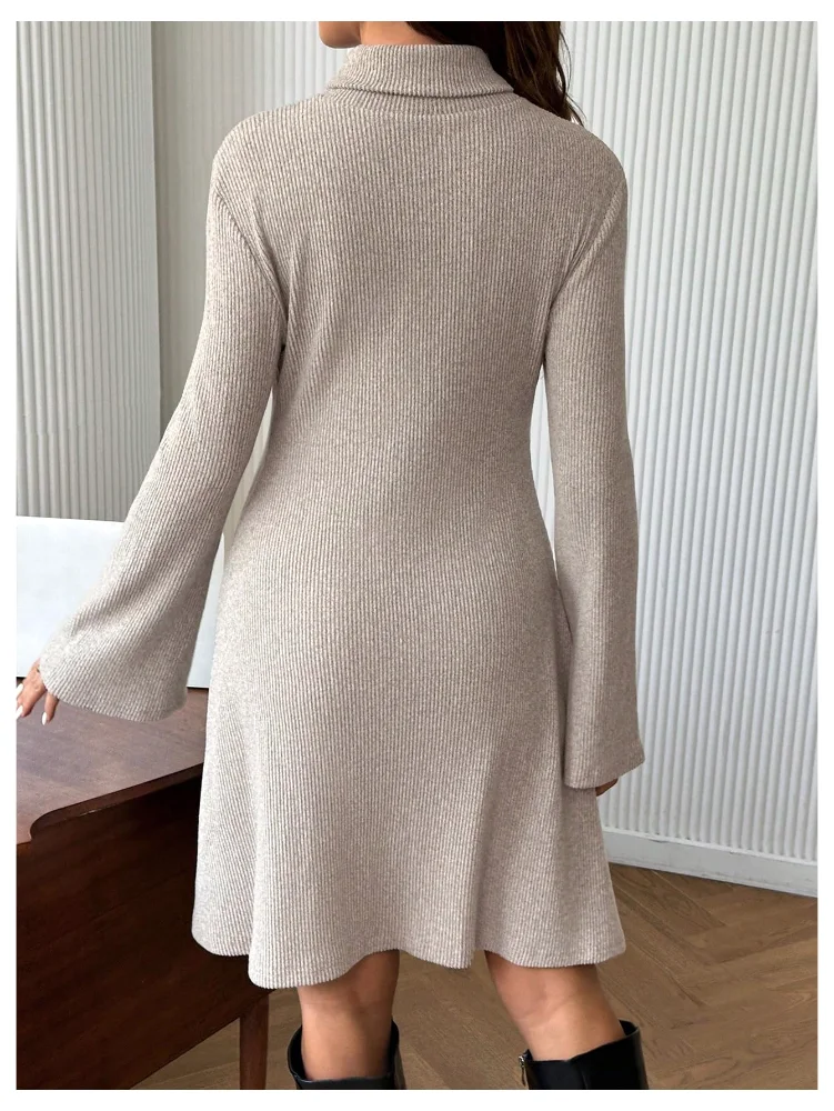 MAKEMECHIC Turtleneck Maternity Matching Set, view 3